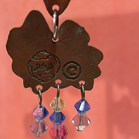 Designs From the Deep Water Lilies Vintage Designer Earrings-boutique - Picture 4 of 10